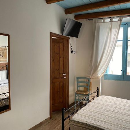 B&B Alba Chiara Ористано Экстерьер фото
