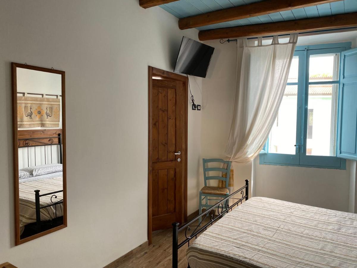 B&B Alba Chiara Ористано Экстерьер фото